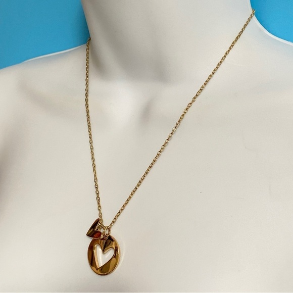 Gold Heart Cut-Outs Necklace Charm - Picture 6 of 7